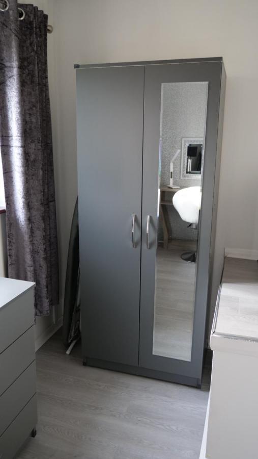 Milton Keynes Luxury Short Stay House With Wifi And Free Parking Wolverton  Luaran gambar
