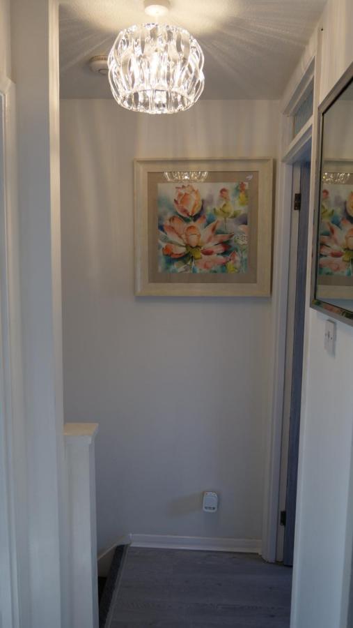 Milton Keynes Luxury Short Stay House With Wifi And Free Parking Wolverton  Luaran gambar