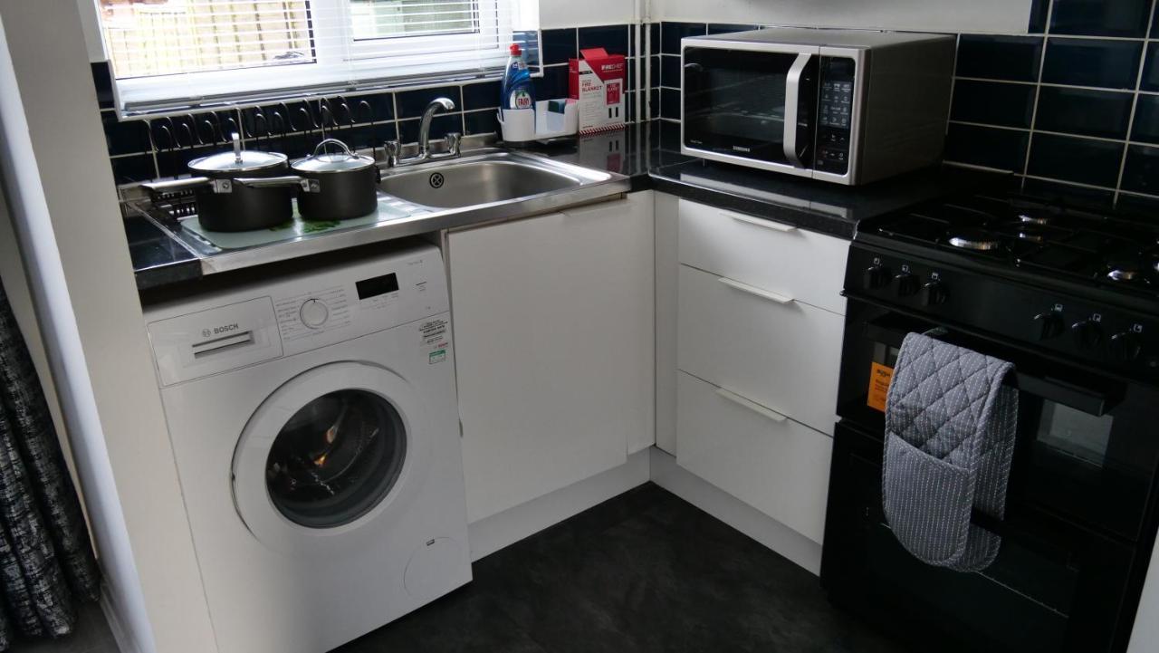 Milton Keynes Luxury Short Stay House With Wifi And Free Parking Wolverton  Luaran gambar